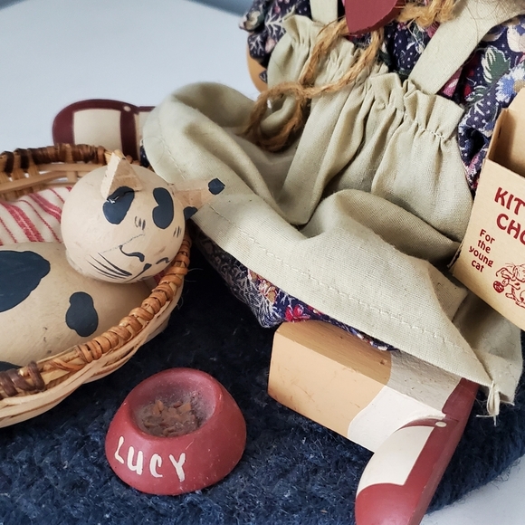 Lizzie High Handmade Wood Doll Figurine 1989 - Picture 2 of 7